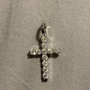 Jacoje 14kt white gold SI 1 G .90 CTW cross